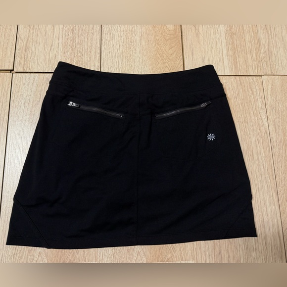 Athleta Trailside Black Skort - Picture 4 of 4